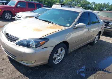 2002 Toyota Camry Se from USA, damaged, VIN 4T1BE32K42U067508